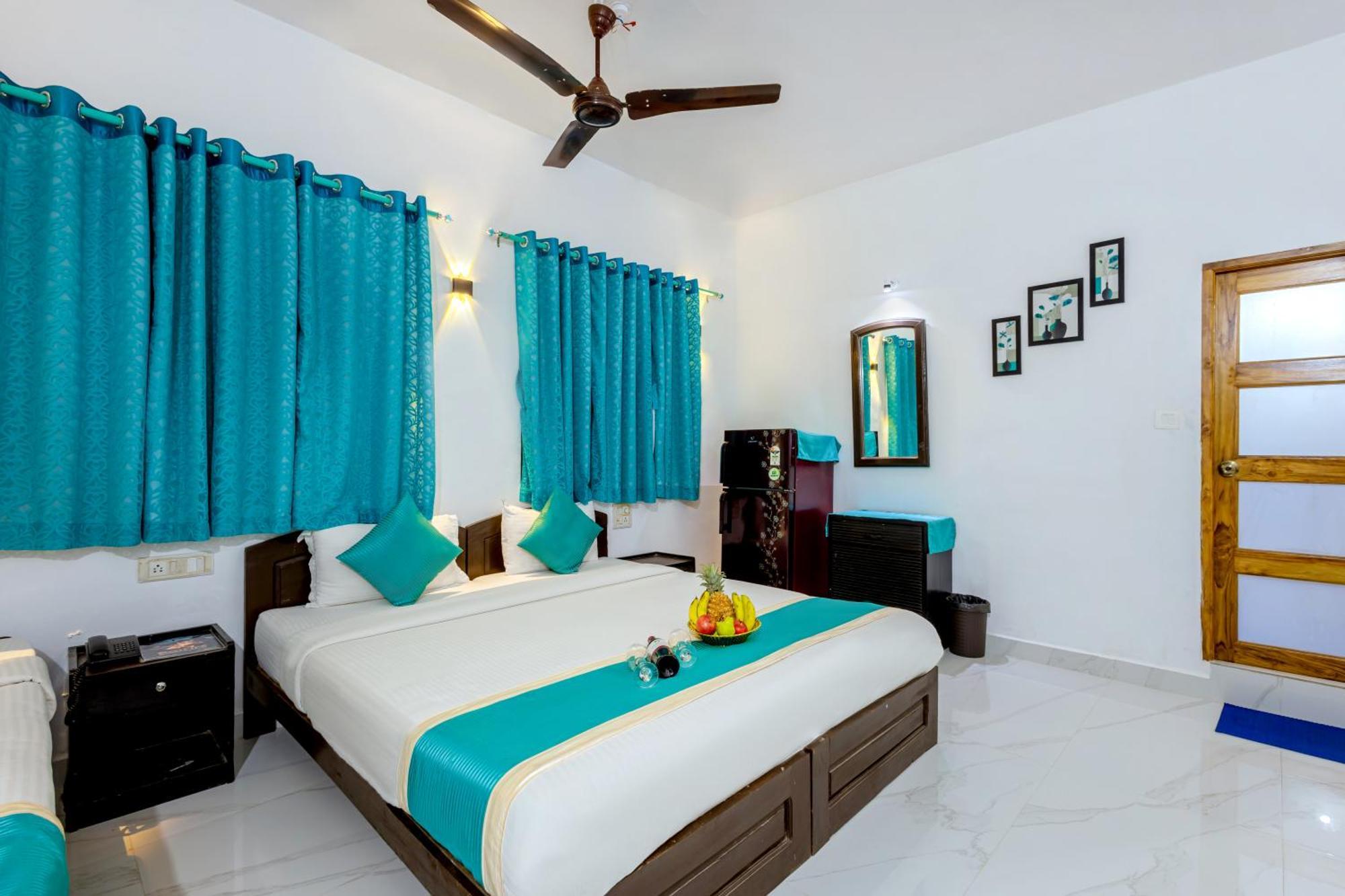 Baga Fantacia Beach Inn Calangute Exterior foto