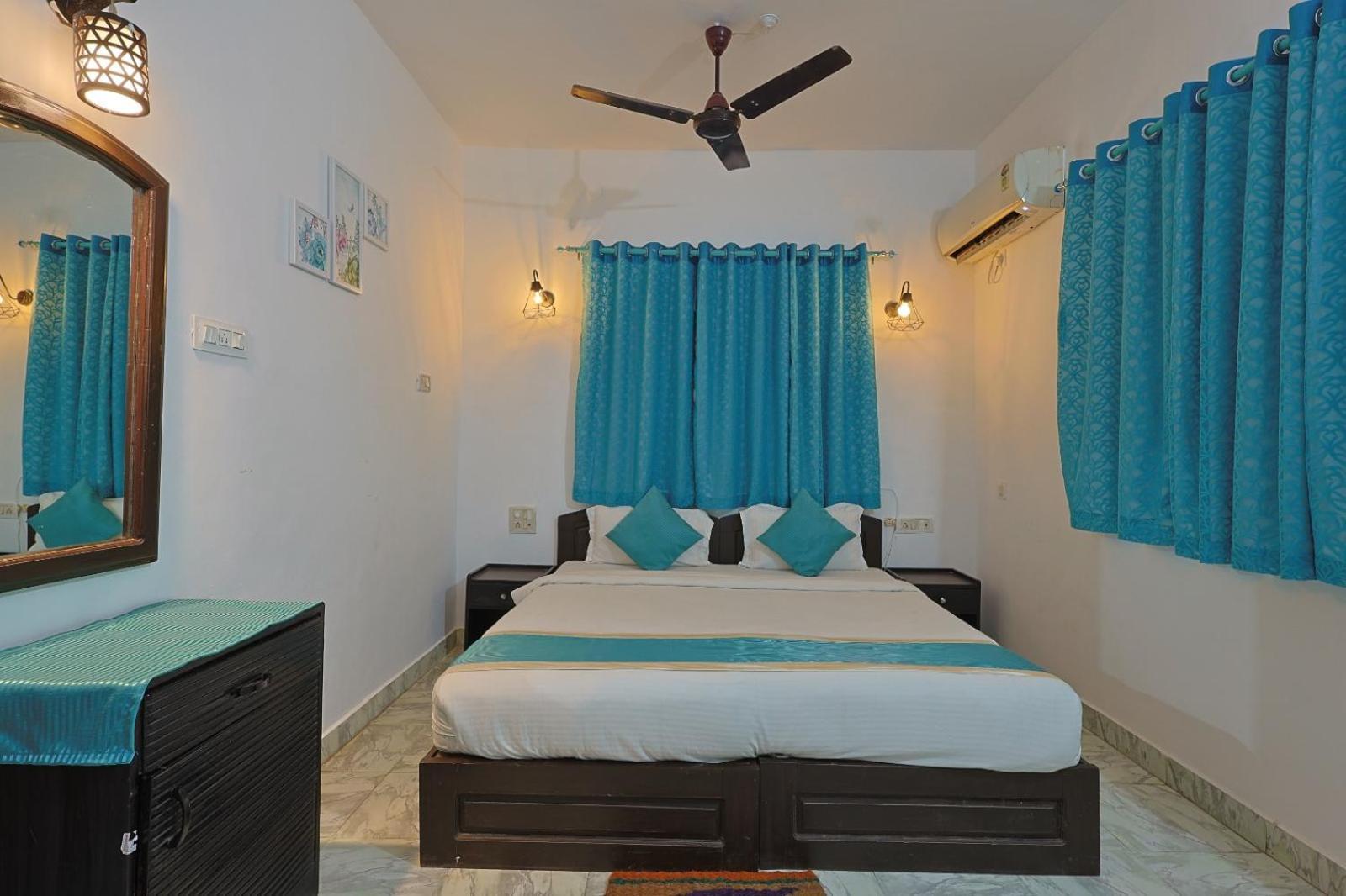 Baga Fantacia Beach Inn Calangute Zimmer foto